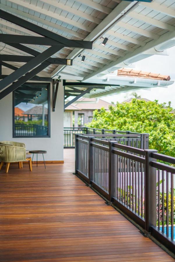 Villa Okenada - Modern 5-Bedroom Pool Villa In Berawa! Canggu  Bagian luar foto