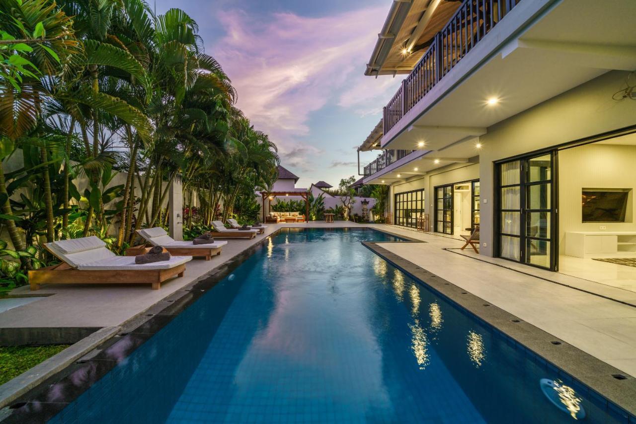 Villa Okenada - Modern 5-Bedroom Pool Villa In Berawa! Canggu  Bagian luar foto