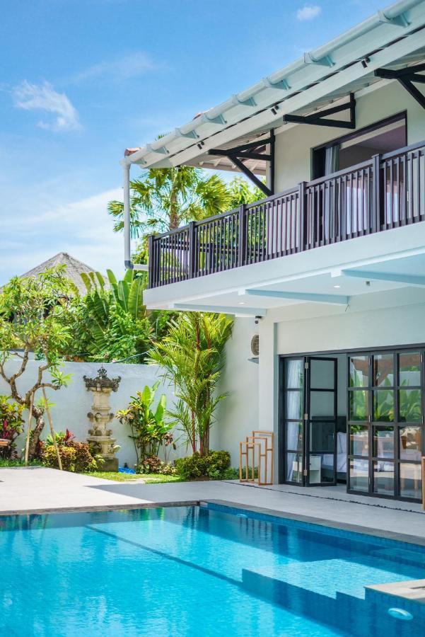 Villa Okenada - Modern 5-Bedroom Pool Villa In Berawa! Canggu  Bagian luar foto