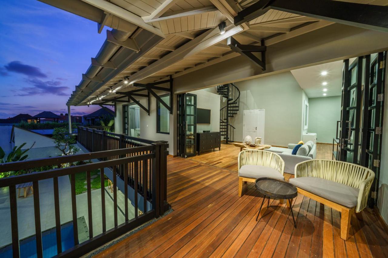 Villa Okenada - Modern 5-Bedroom Pool Villa In Berawa! Canggu  Bagian luar foto