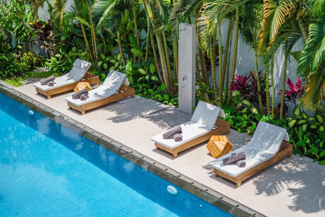 Villa Okenada - Modern 5-Bedroom Pool Villa In Berawa! Canggu  Bagian luar foto